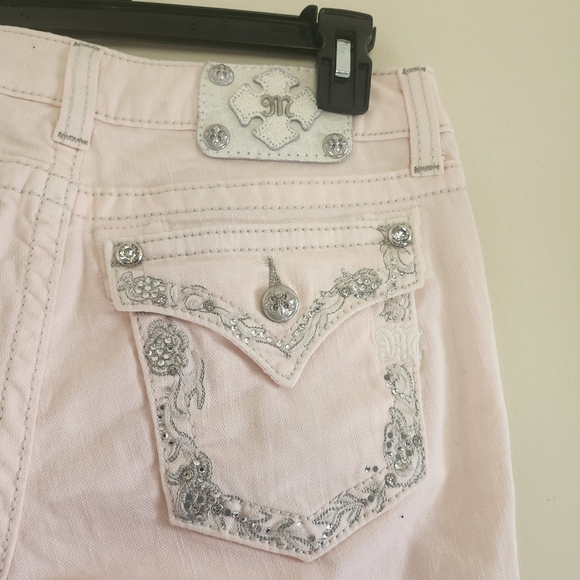 Miss Me Straight Leg Cropped  Jeans in Pale Pink Size 28 - Picture 10 of 14